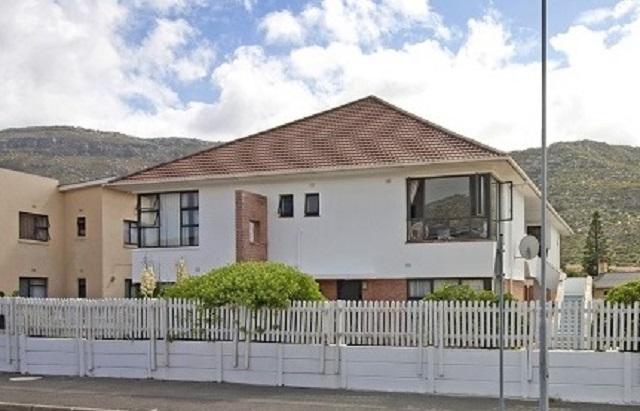 1 Bedroom Property for Sale in Fish Hoek Western Cape